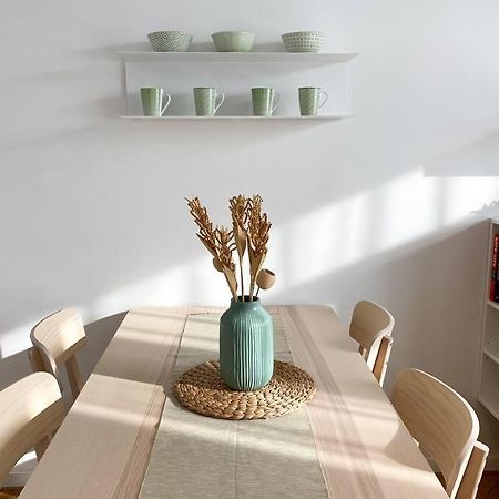 Cute Studio In Old Town Братислава Экстерьер фото